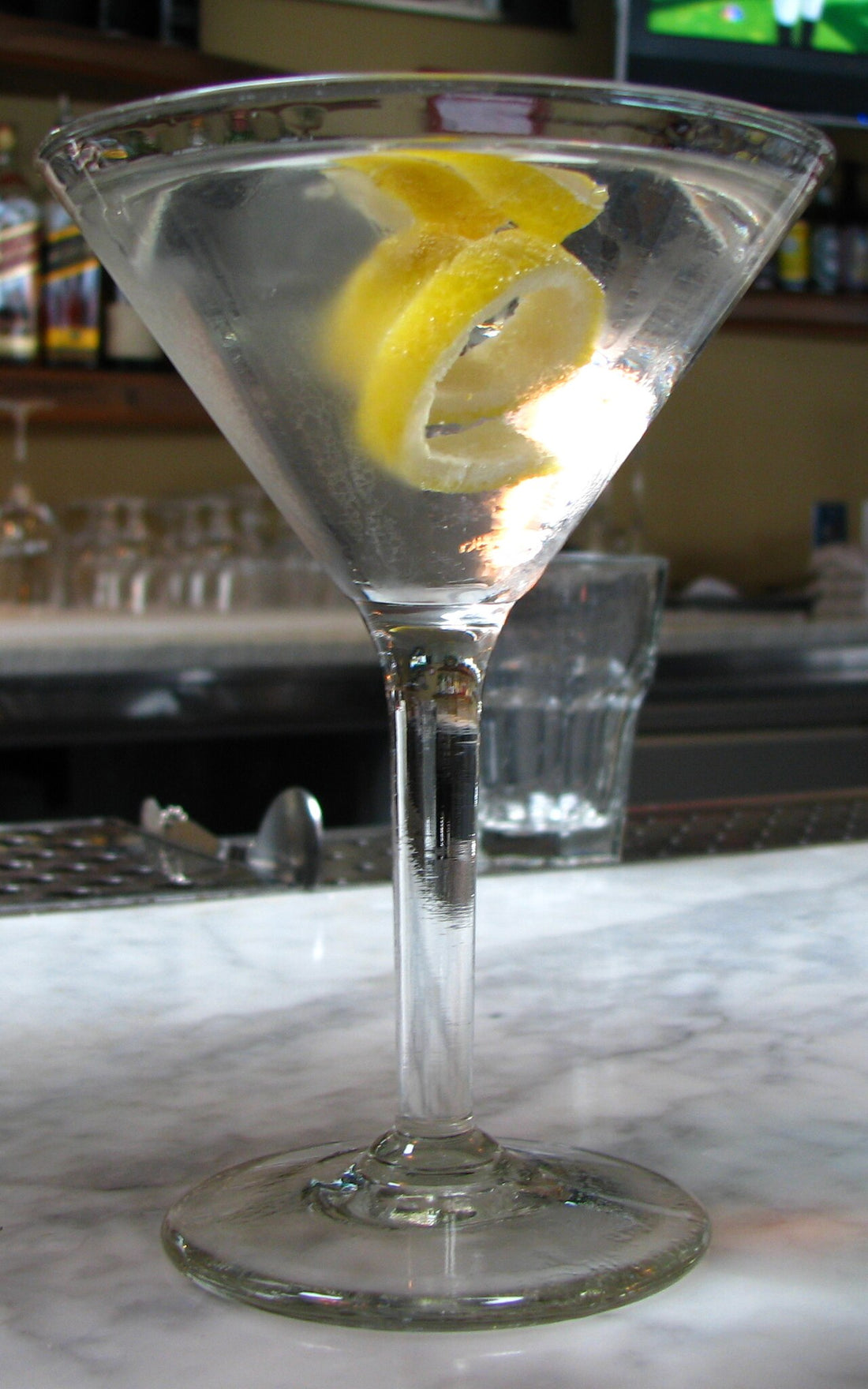 Vesper cocktail